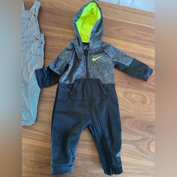 Baby boy 6-9month clothing lot, Easter, overalls, Nike, 7 for mankind, carters - Picture 3 of 9